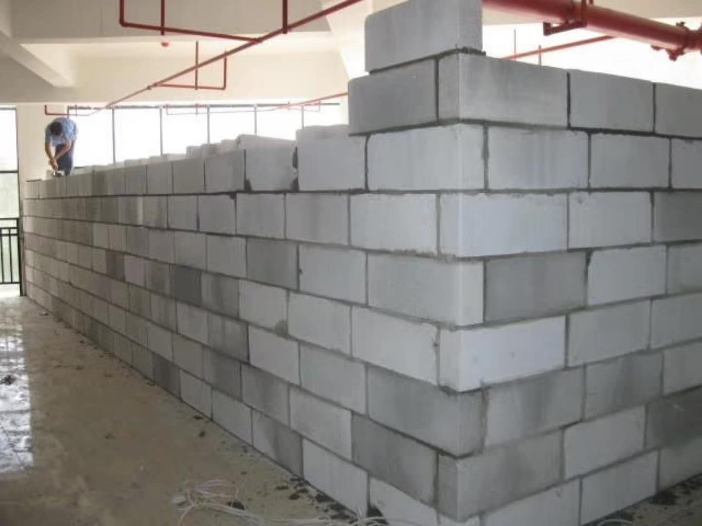 米易蒸压加气混凝土砌块承重墙静力和抗震性能的研究