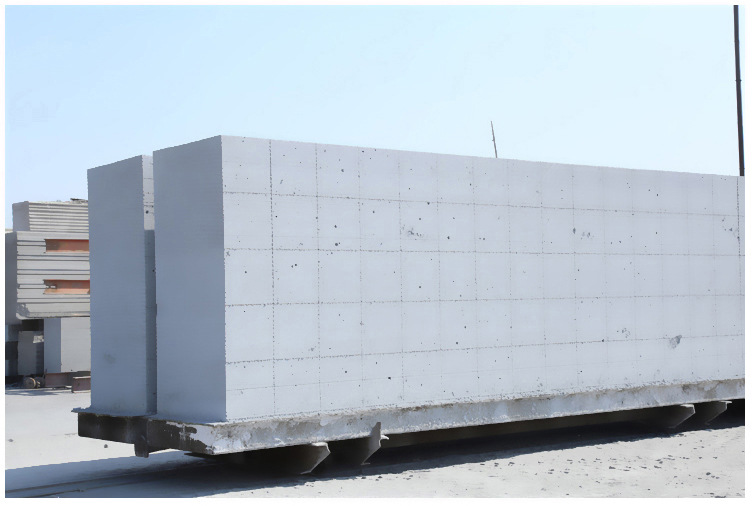 米易加气块 加气砌块 轻质砖气孔结构及其影响因素